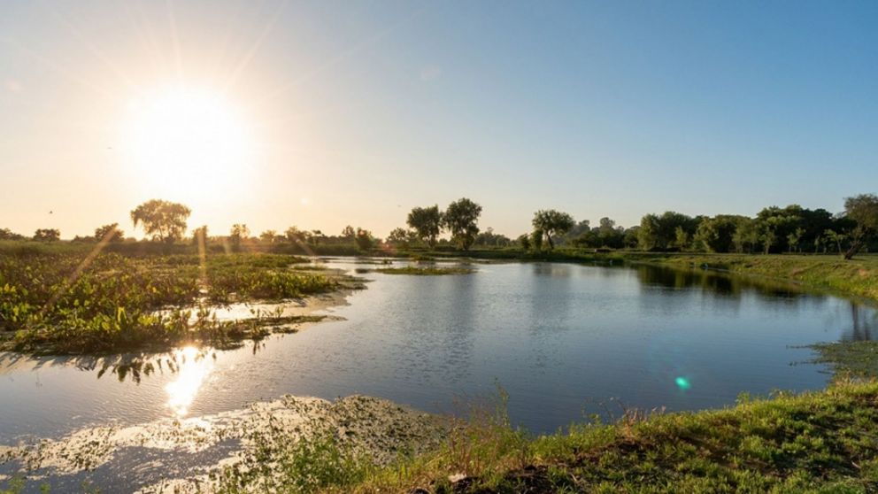 Ubicado a 239 kilómetros de la Ciudad de Buenos Aires, este lugar cuenta con todo lo necesario para aprovechar un fin de semana.
