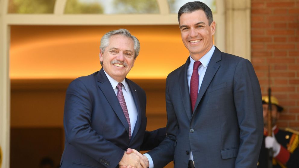 Alberto Fern�ndez y Pedro S�nchez, tras el encuentro de este martes en Madrid, Espa�a (Gentileza Presidencia).