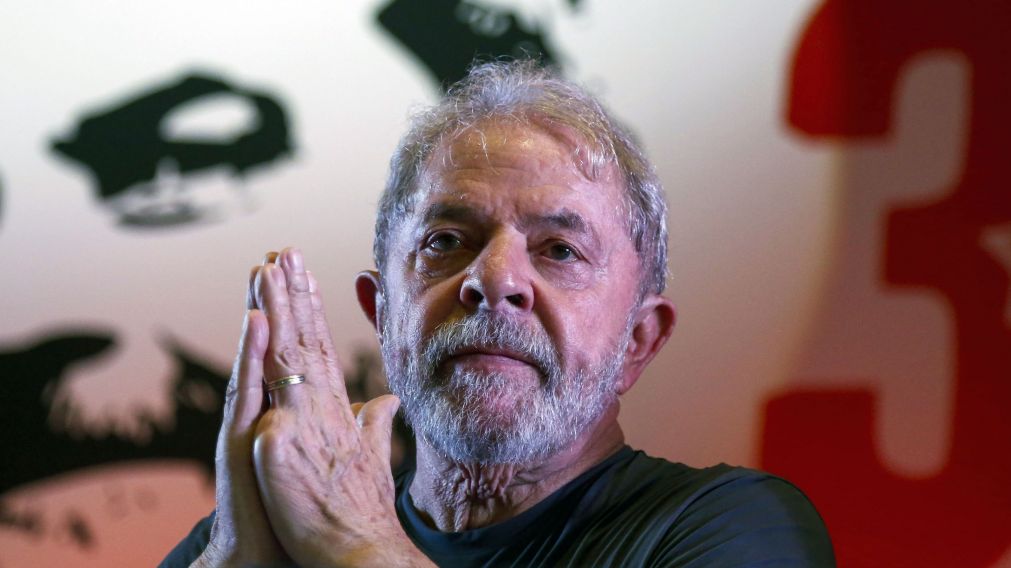 Lula aún debe esperar la decisión de la Justicia para poder ser candidato.