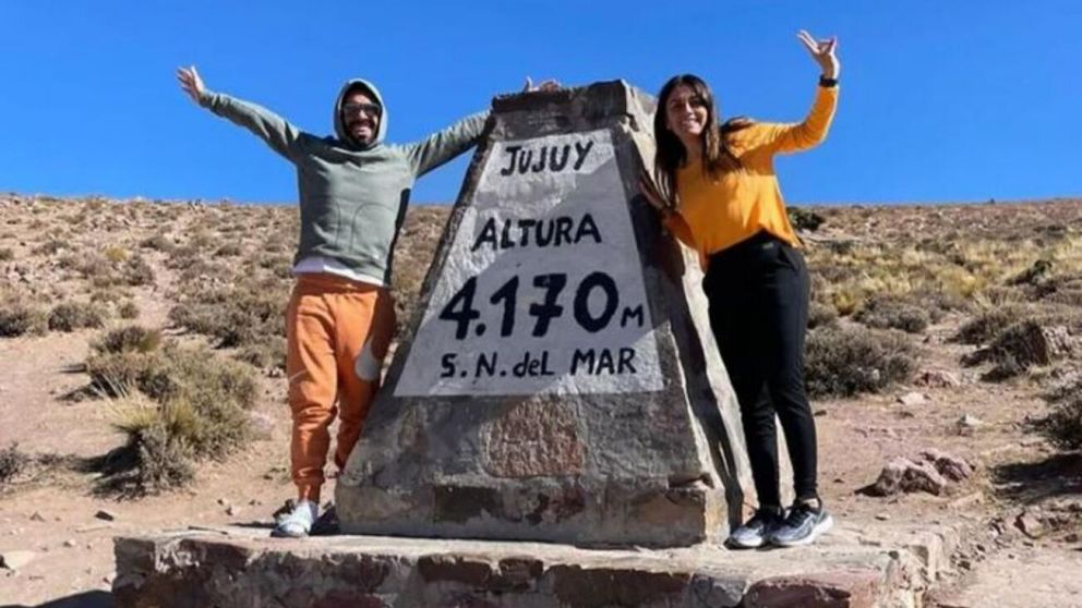 Carlos Tevez emprendió unas largas con su familia por Europa y nuestro país (Instagram).