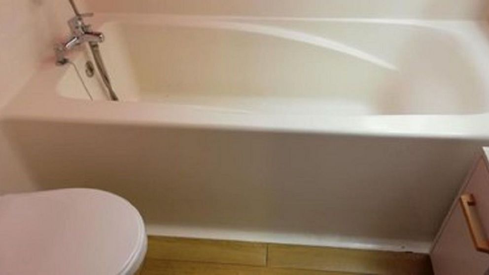 Mujer mato a su hijo de dos años en una bañera y aseguró que lo hizo porque "estaba poseído" (imagen ilustrativa).