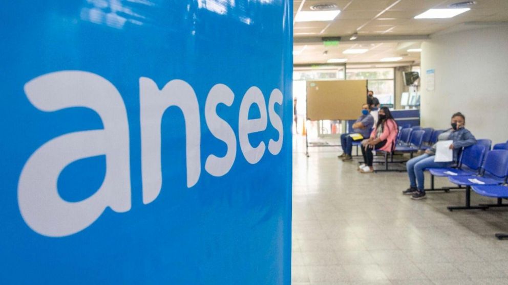El Poder Ejecutivo realizó el anuncio en el marco de su flamante plan económico.