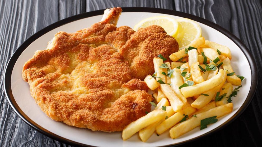 Con papas fritas, con puré, en sandwich, al plato o con fideos; todas las versiones de la milanesa con las que festejar en su día.