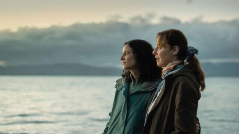 42 días de oscuridad se convertirá en la primera serie chilena en llegar a Netflix.