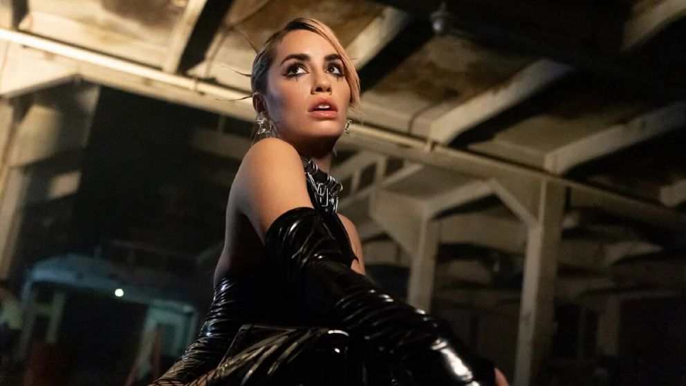 LALI ESPÓSITO SIGUE ROMPIÉNDOLA