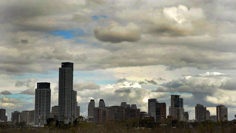 El tiempo en el AMBA para el domingo: cielo algo nublado y escaso riesgo de lluvia