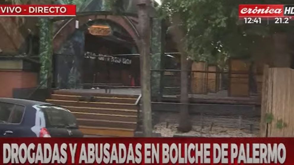 Los abusos sexuales habrían tenido lugar en el boliche Crobar situado en el barrio porteño de Palermo.