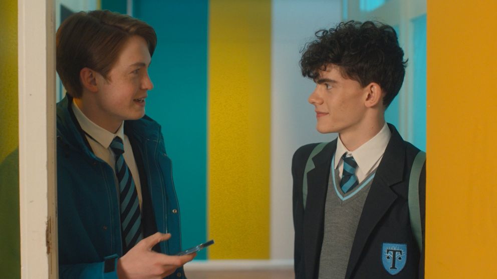 Netflix: la serie que dura 4 horas, es amada por la crítica y promete superar a "Sex Education"