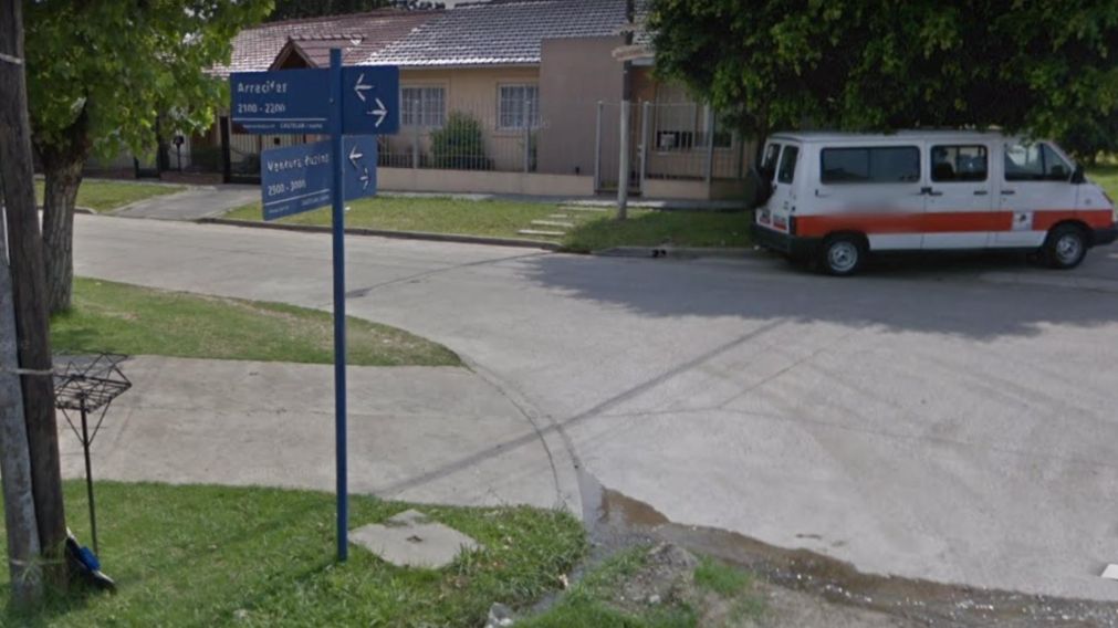 Acá, en esta esquina, sucedió el intercambio de balazos entre los sujetos y el sargento primero.