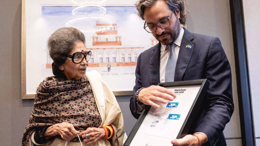 Santiago Cafiero lanz� en India Comisi�n para Di�logo por Malvinas, para "sostener la memoria y el reclamo".