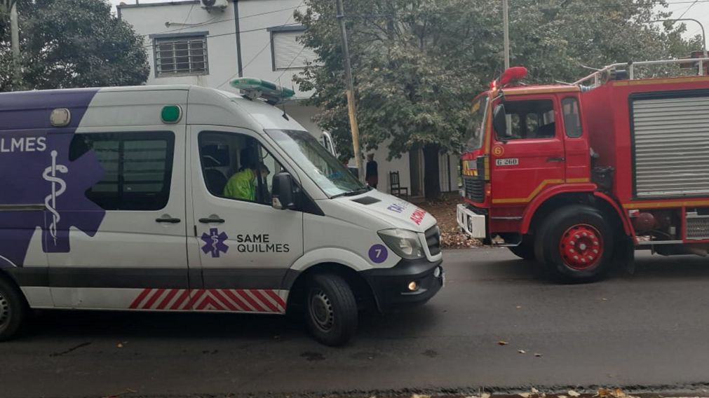 SAME y Bomberos Voluntarios de Quilmes intervinieron en el siniestro