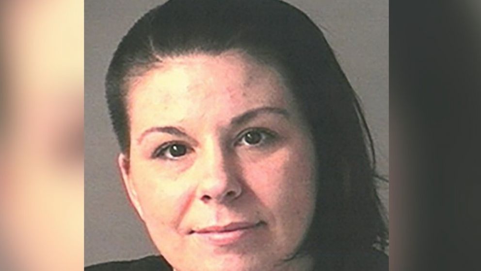 Mujer mató a su hijo porque no quería que se convirtiera en el futuro en un asesino serial.