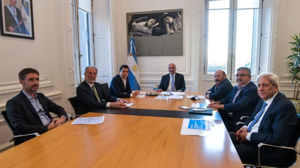 Los funcionarios nacionales y provinciales que detallaron cómo será el viaje a Israel.