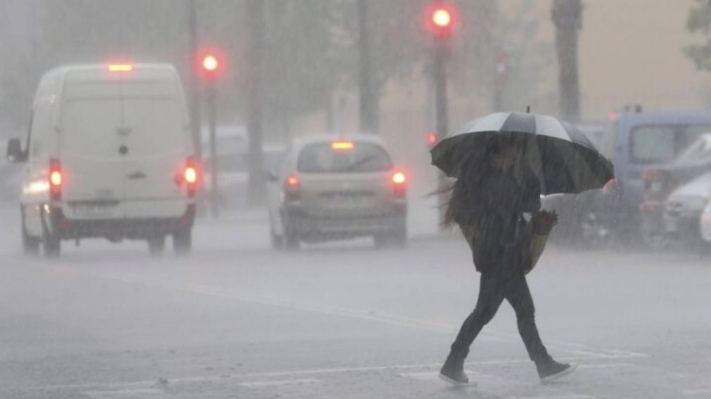Sigue la lluvia en Buenos Aires: el pronóstico extendido que define el clima el resto de la semana.