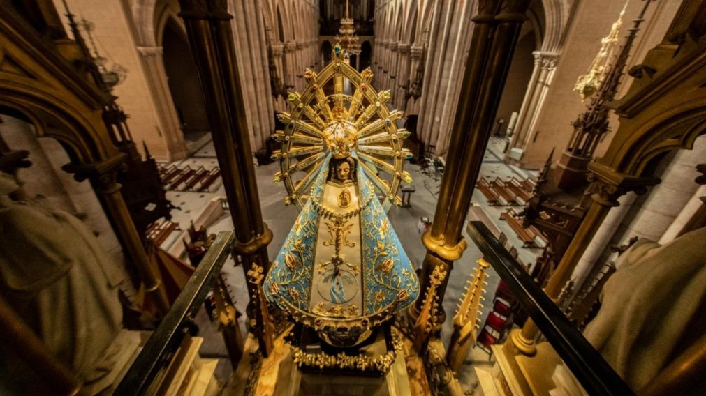 El Papa Le�n XIII coron� a la Sant�sima Virgen de Luj�n.
