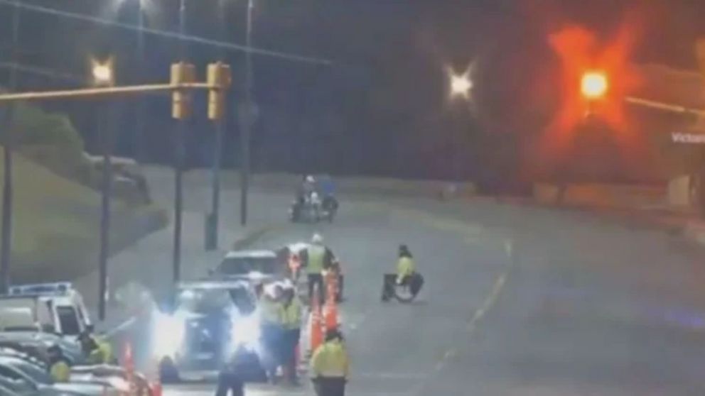 Por evitar el control de transito chocaron.