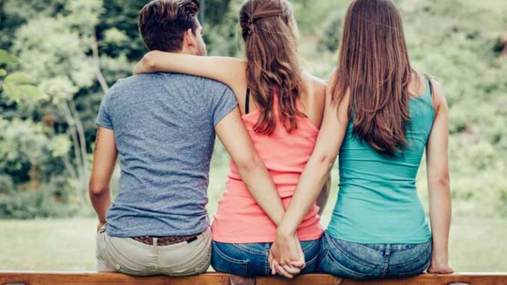 Aquellos que lo practican no buscan encontrar una "pareja principal", sino varias.