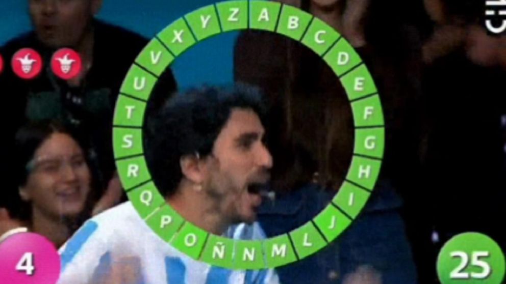 Brian Parkinson viajó a Chile para representar a la Argentina en el Pasapalabra Mundial y se quedó con el "rosco" (Captura de pantalla).