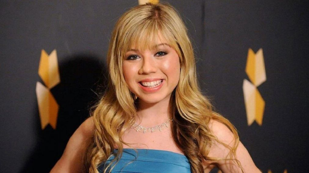 La actriz Jannette McCurdy cuenta en un libro y en su unipersonal teatral que tuvo una infancia dif�cil por culpa de la obsesi�n de su mam�.