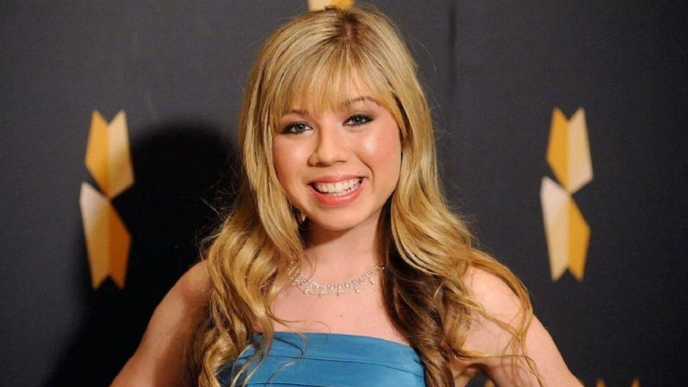 La actriz Jannette McCurdy cuenta en un libro y en su unipersonal teatral que tuvo una infancia dif�cil por culpa de la obsesi�n de su mam�.