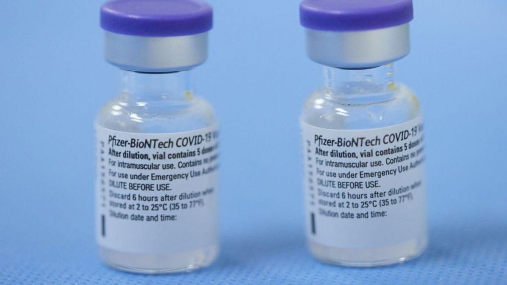 La vacuna de Pfizer-Biontech deja varios efectos secundarios (Imagen ilustrativa).