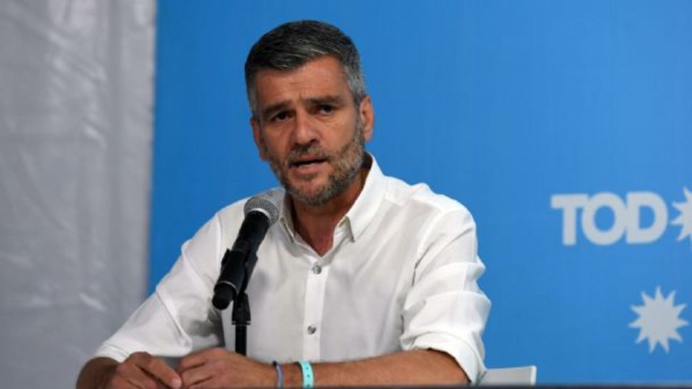 Juan Zabaleta, ministro de Desarrollo Social, habl� sobre los acampes de la semana pasada en 9 de Julio (T�lam/Archivo).