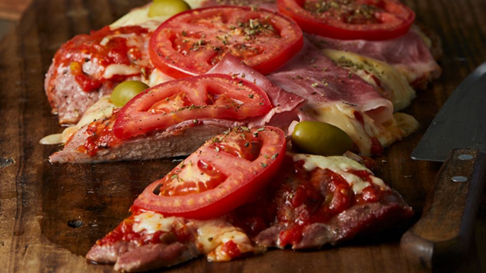 Una receta única para que la carne quede bien tiernita: ¿Cómo hacer matambre a la pizza?