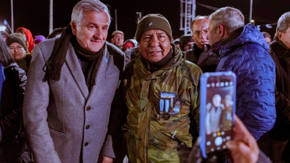 Morales viajó a Tierra del Fuego para participar de la vigilia por el Día del Veterano.