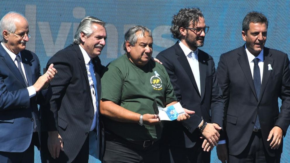 El gobierno entregó medallas en un acto por los 40 años de la guerra de Malvinas.