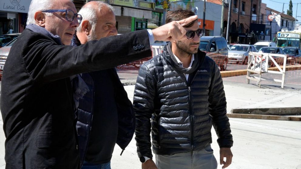 En General Pacheco, el intendente Julio Zamora supervisó el avance de obras en la Ruta 197.