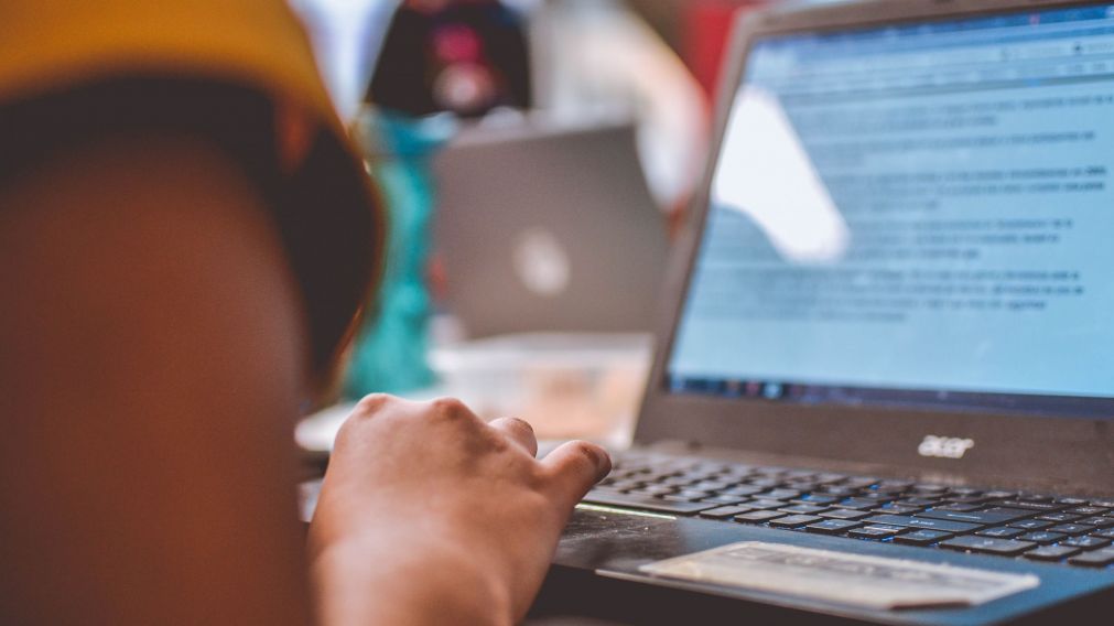 Educación virtual: ¿Qué equipos conviene comprar?