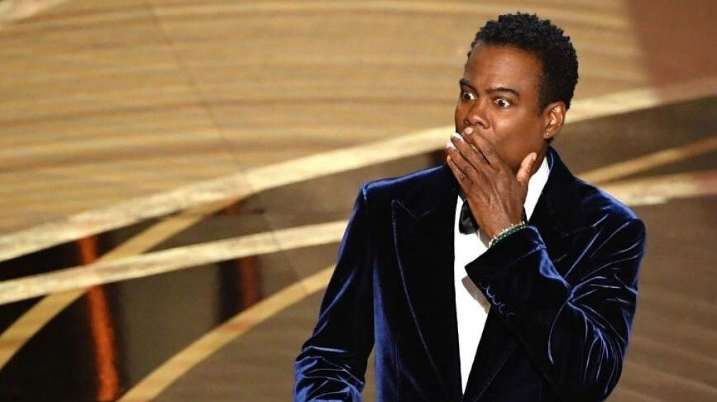 Chris Rock hizo un chiste sobre la calvicie de Jada Pinkett, esposa de Will Smith.