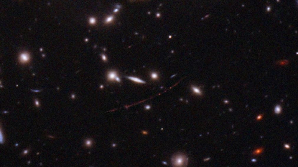Ereandel es la estrella más lejana jamás vista y fue hallada este miércoles por el telescopio Hubble (Twitter).