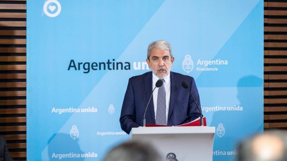 El ministro de Seguridad, Aníbal Fernández, en el Consejo de Seguridad Interior (Twitter @FernandezAnibal).