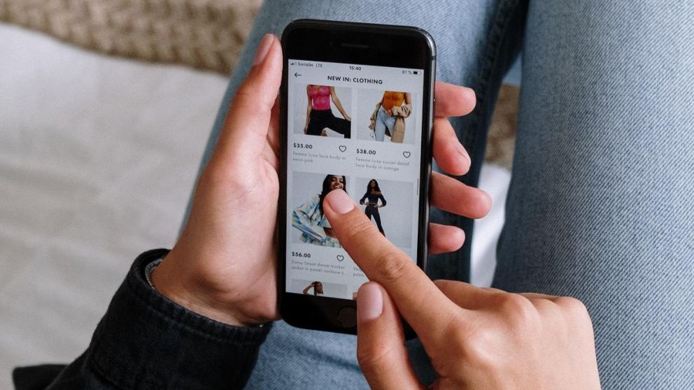 En el 2021, el e-commerce en Argentina pegó el gran salto, sumando 1.284.960 nuevos compradores, según un informe de la Cámara Argentina de Comercio Electrónico (CACE).