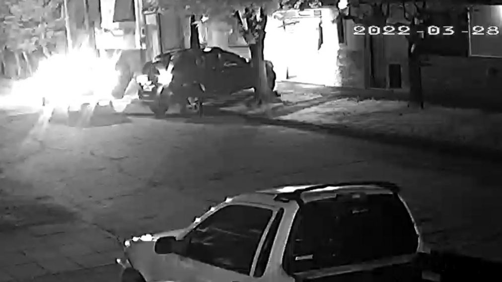 El intento de robo se produjo en la calle Sourignes al 1500, entre Palacios y José Bianco (Captura de pantalla).