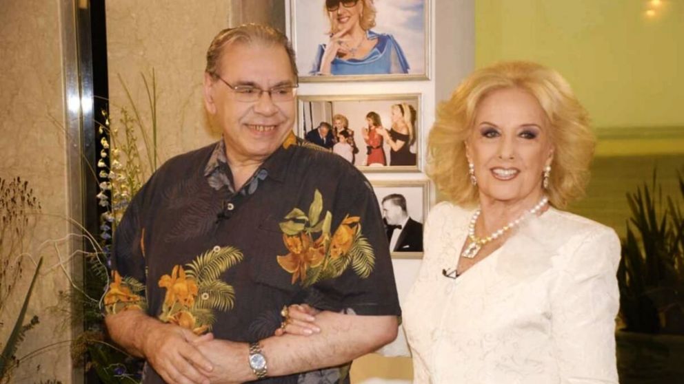 Mirtha Legrand sorprendi� con un emotivo gesto en el velatorio de Enrique Pinti.
