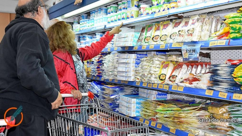 Las ventas en los supermercados crecieron 4,2% interanual en enero.