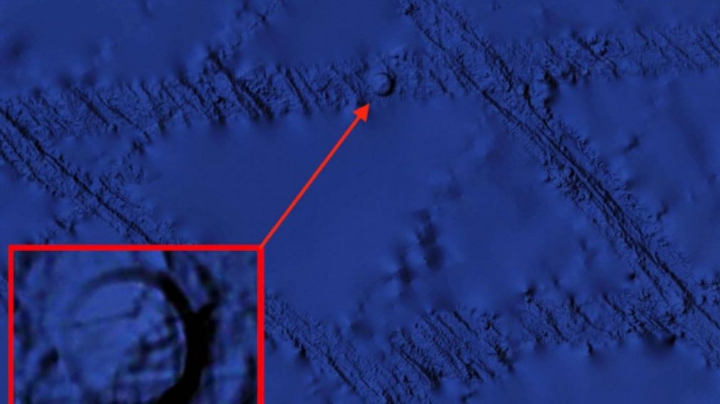 El ufólogo está convencido que el objeto es muestra de tecnología alienígena abandonada en la Tierra.