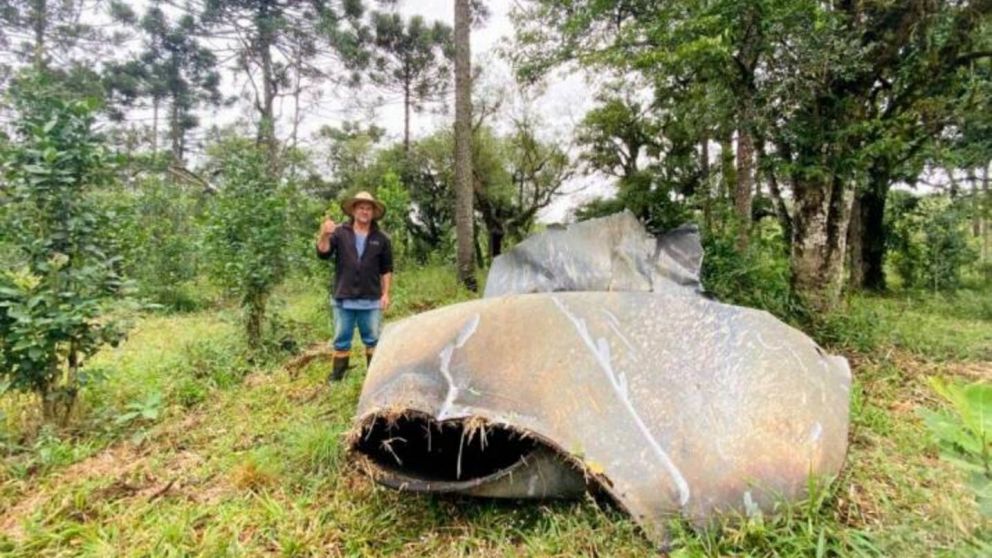 Escucharon un fuerte ruido en la madrugada y luego descubrieron que hab�a ca�do un trozo de una nave de SpaceX.