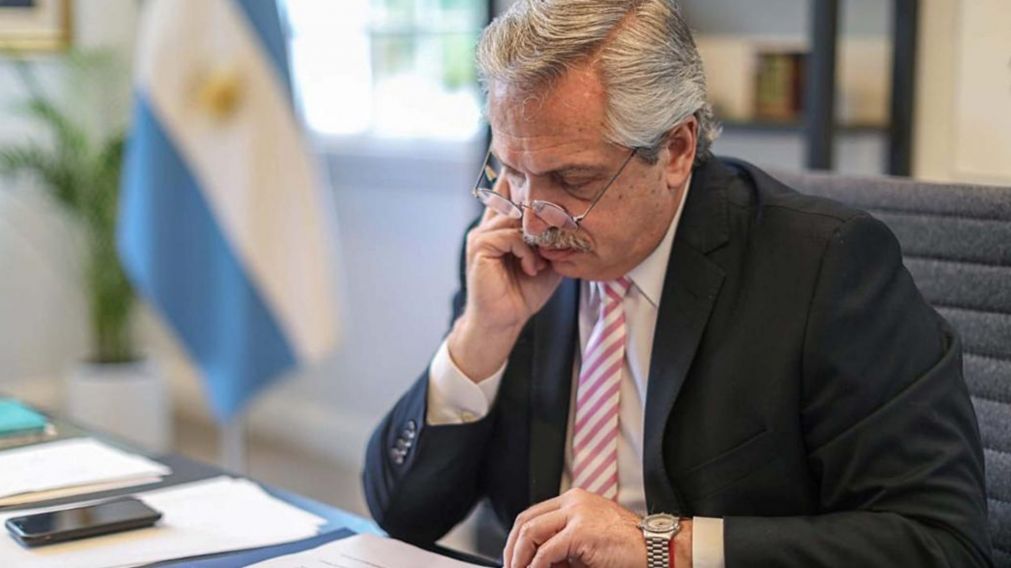 "Aló", el llamado de Alberto que acerca posturas con el Fondo.