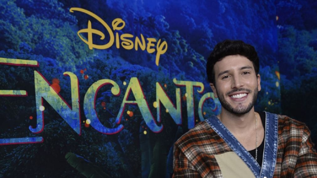 Sebastián Yatra estará en los Oscar 2022 por su interpretación en "Dos Oruguitas"