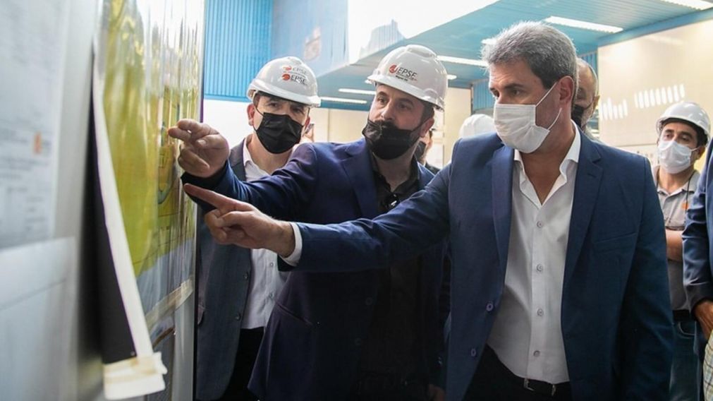 El gobernador de San Juan, Sergio Uñac, presenció este miércoles el montaje del rodete Kaplan.