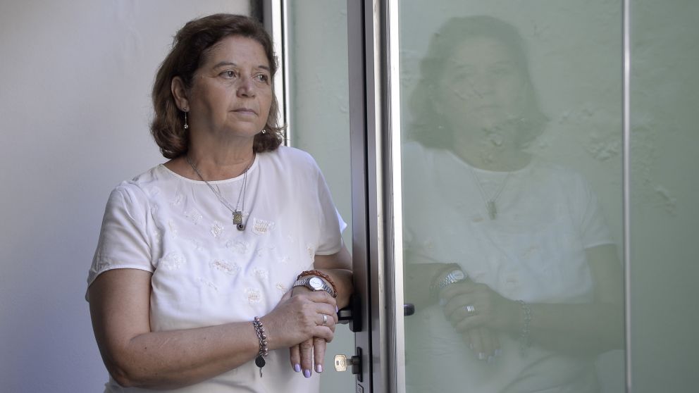 Nelly Dur�n ten�a 37 a�os cuando perdi� a su esposo, Miguel �ngel Lancieri, en el atentado a la Embajada de Israel. (Cr�nica-Fernando P�rez Re)