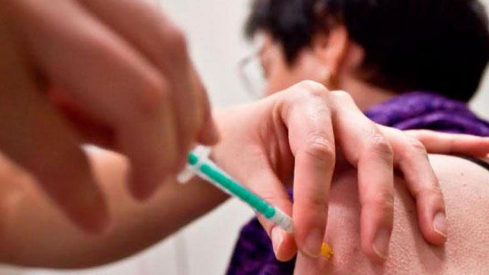 El Gobierno bonaerense dio a conocer por qué sectores comenzará la campaña de vacunación contra la Gripe A.