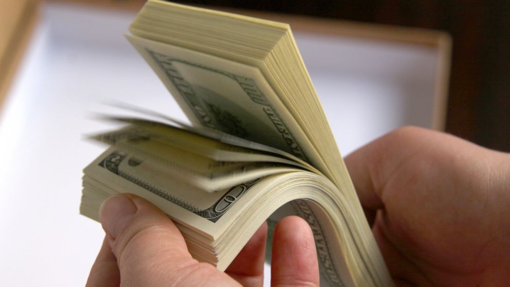 Suertudo: ganó 9 millones de dólares de la manera menos pensada.