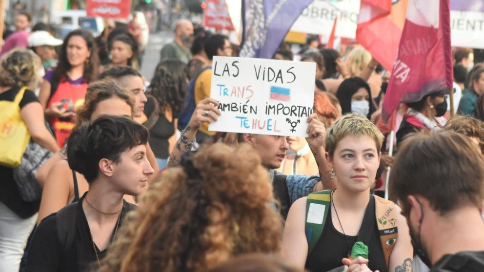 La concentraci�n comenz� pasadas las 16 (Cr�nica//Pablo Vill�n).