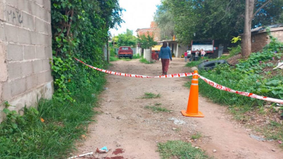 El trágico hecho se produjo en una vivienda situada en la calle Piedra Labrada al 8200, en el norte de al capital provincial (Gentileza Suquia.com.ar).