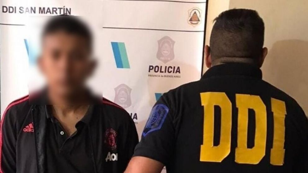 Este es el malviviente que fue detenido por el asalto que sufrió el joven de 18 años.