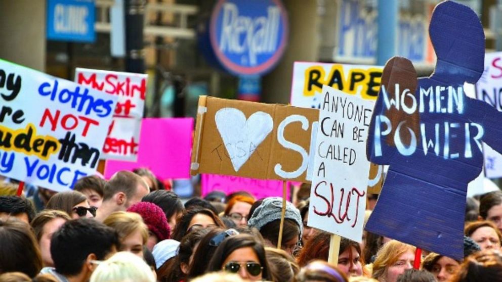Además de frenar la violencia machista, se pidió por la paz en el mundo.